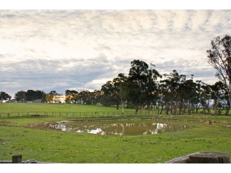 530 Church Road, Hazelwood North VIC 3840