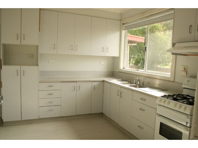 35 Donald Street, Morwell VIC 3840