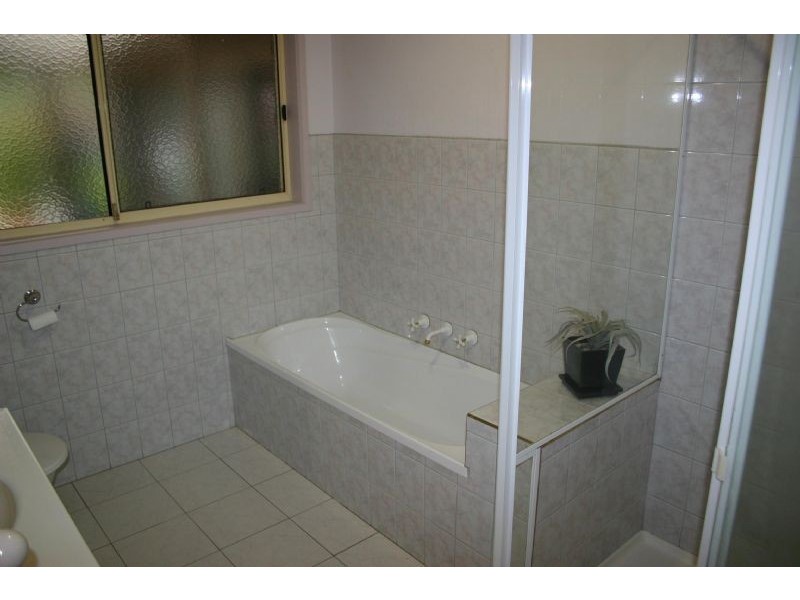 10 Rustic Crescent, Churchill VIC 3842