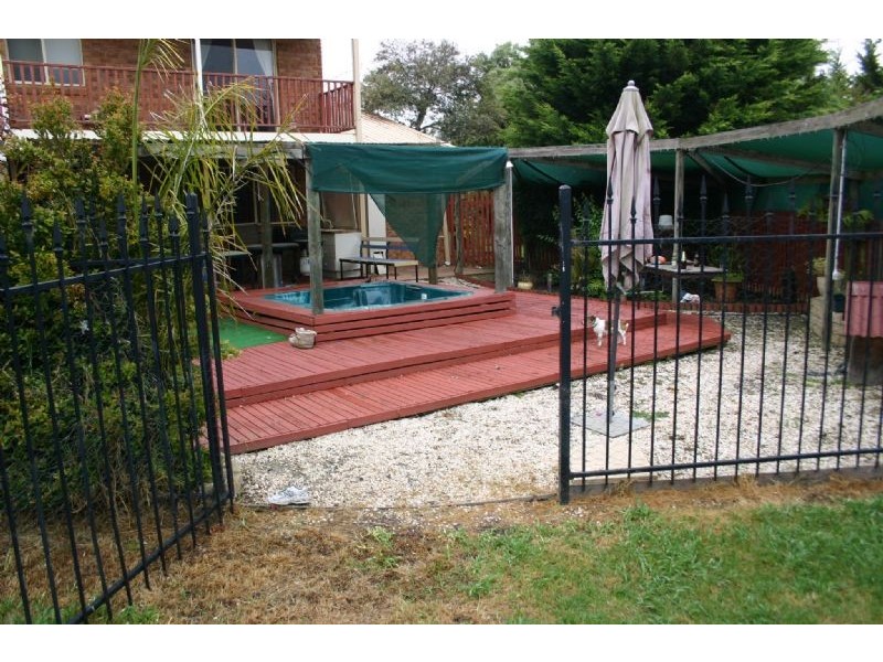 10 Rustic Crescent, Churchill VIC 3842