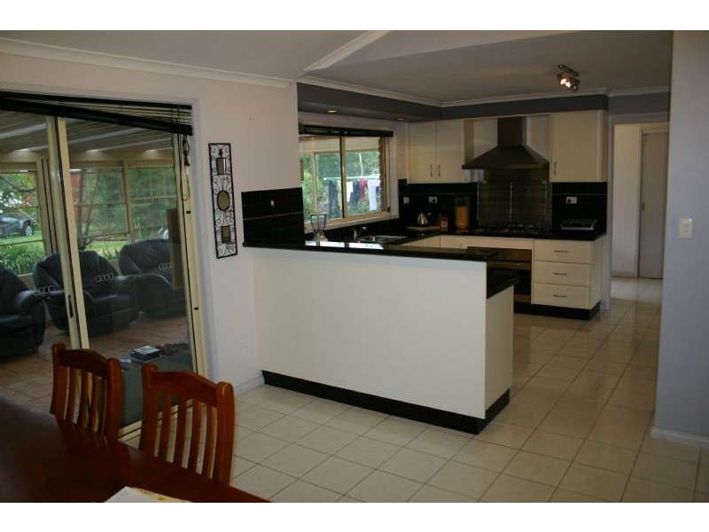10 Rustic Crescent, Churchill VIC 3842