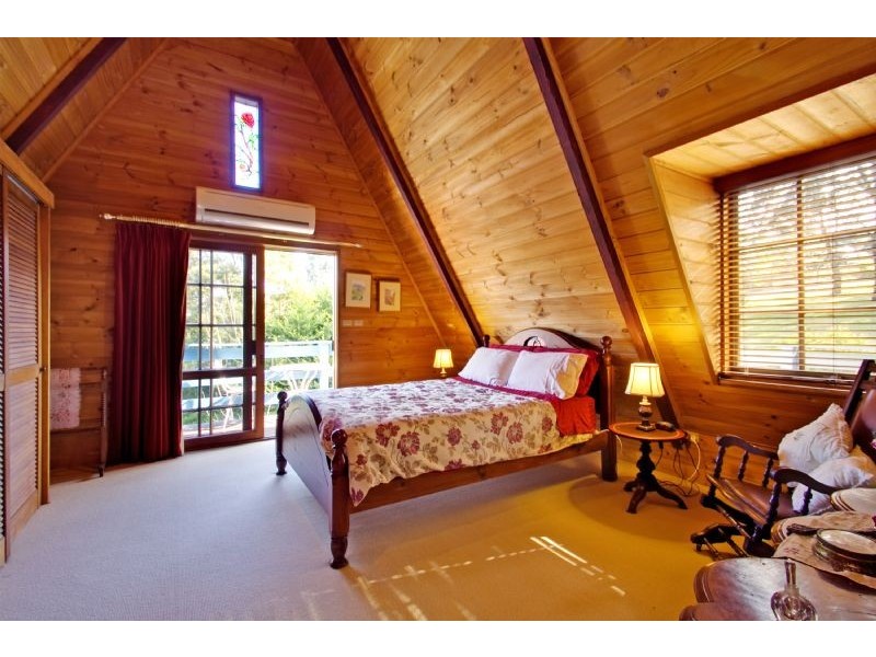 27 Hensley Court, Tyers VIC 3844