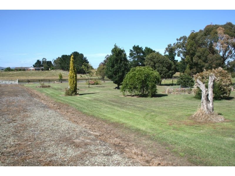 210 Switchback Road, Hazelwood VIC 3840