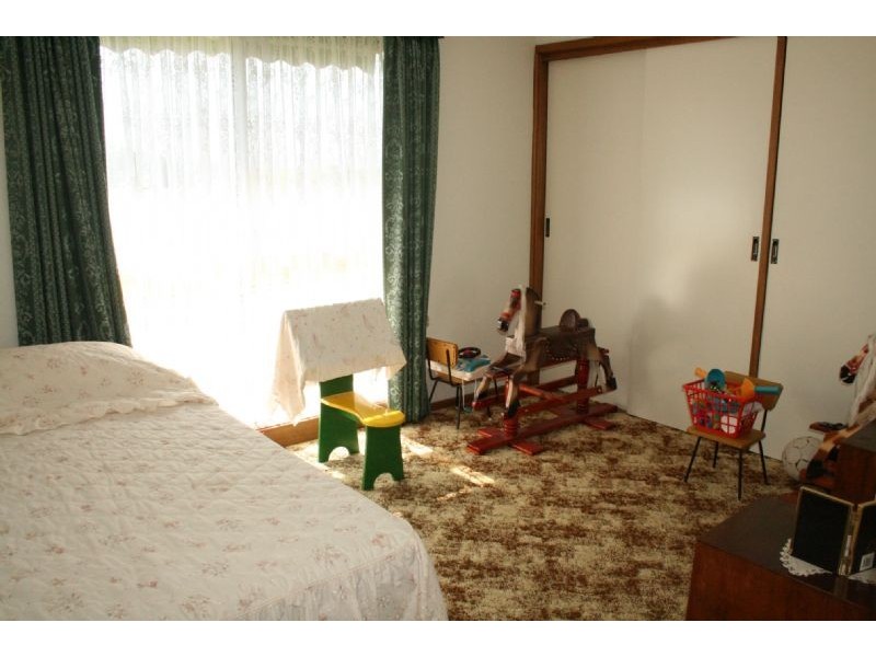 210 Switchback Road, Hazelwood VIC 3840