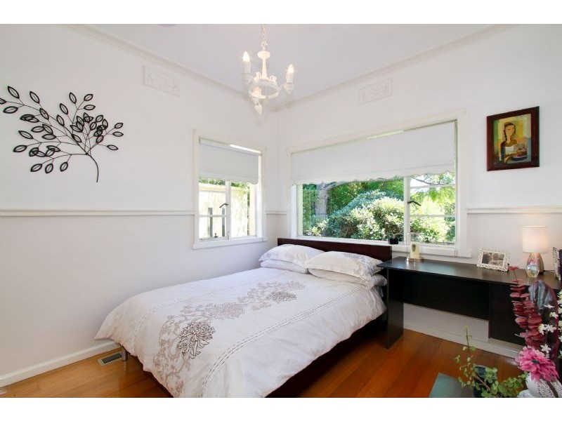16 GRANYA GROVE, Morwell VIC 3840