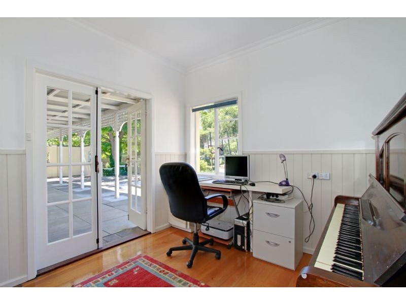 16 GRANYA GROVE, Morwell VIC 3840