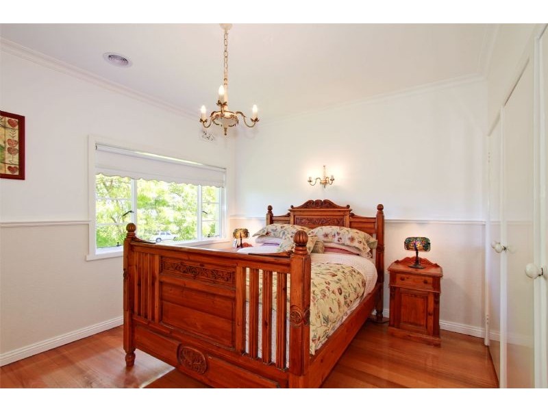 16 GRANYA GROVE, Morwell VIC 3840