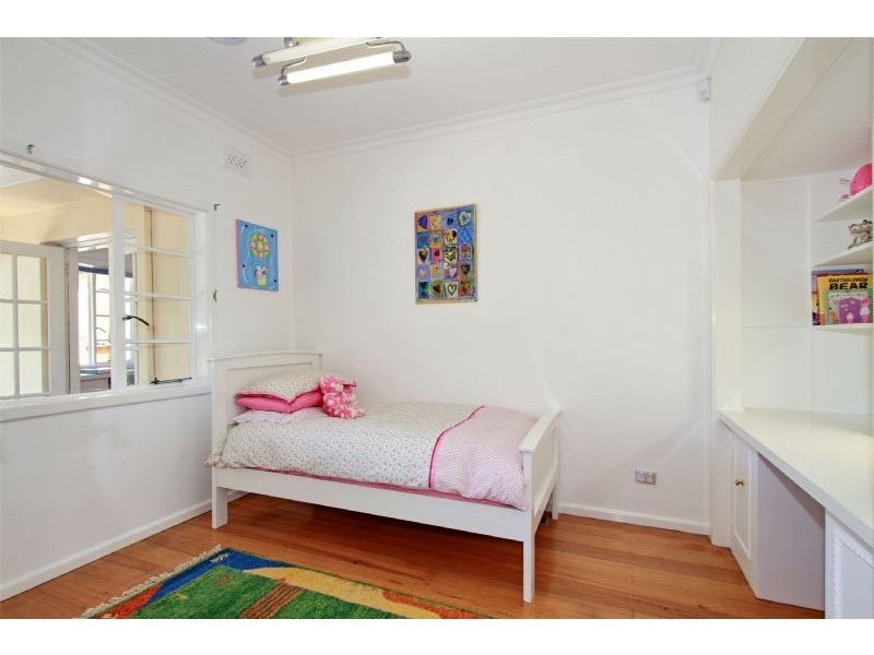 16 GRANYA GROVE, Morwell VIC 3840