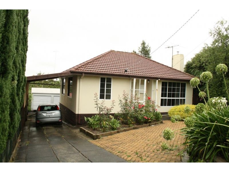 68 Robertson, Morwell VIC 3840