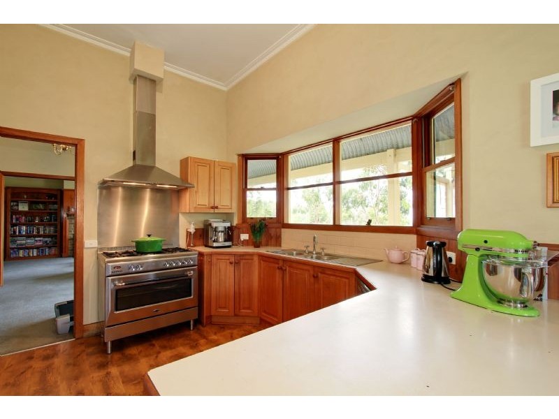 200 Thompson  Road, Hazelwood South VIC 3840