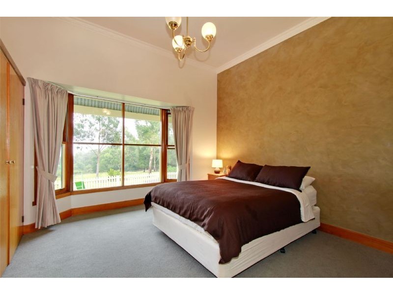 200 Thompson  Road, Hazelwood South VIC 3840