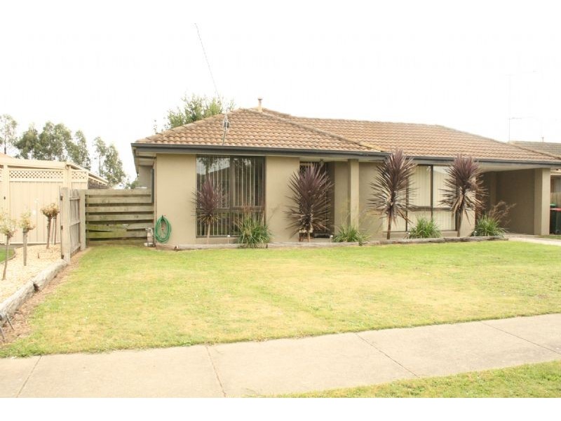 56 Bellarine Circuit, Morwell VIC 3840