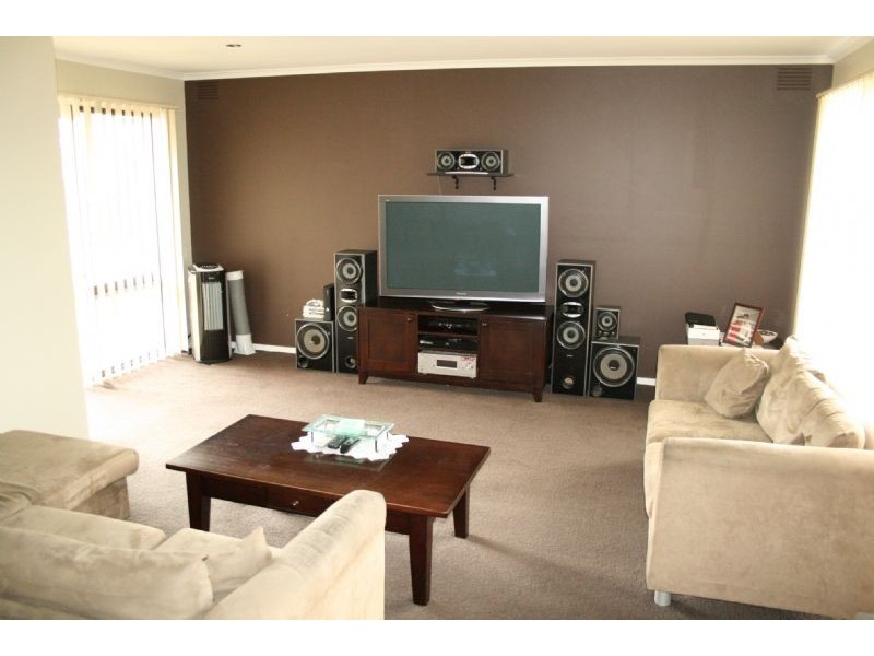 56 Bellarine Circuit, Morwell VIC 3840