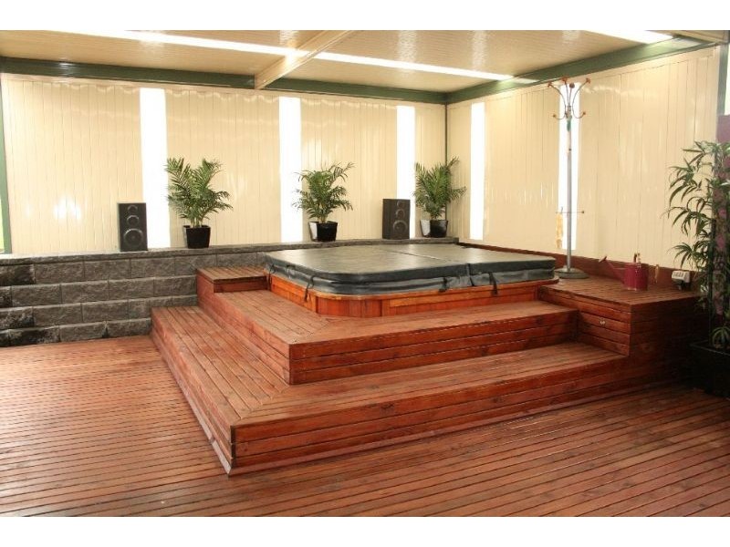 35 Quigley Crescent, Churchill VIC 3842