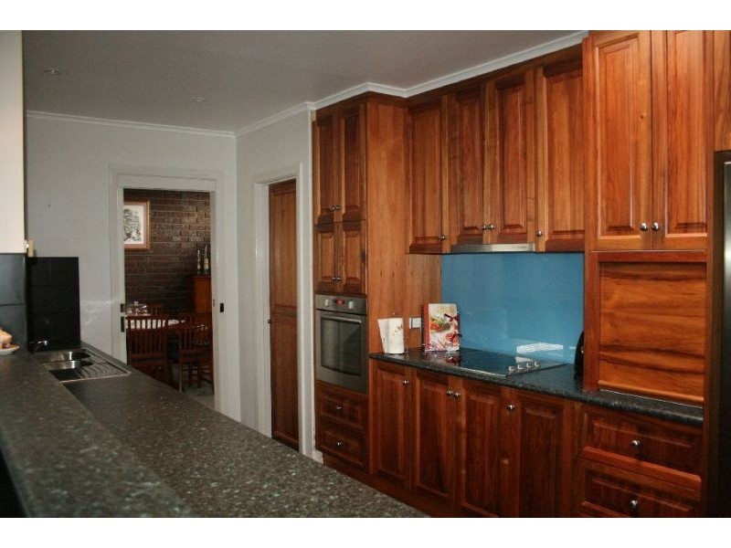 35 Quigley Crescent, Churchill VIC 3842