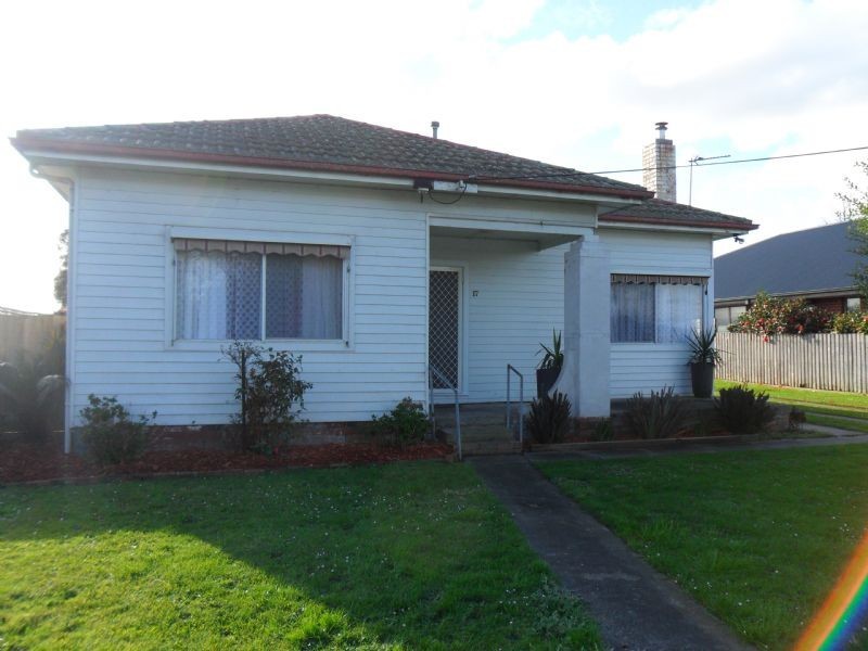 17 Bennett Street, Yinnar VIC 3869