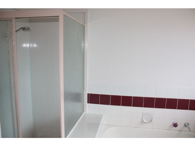 4 Banksia Crescent, Churchill VIC 3842