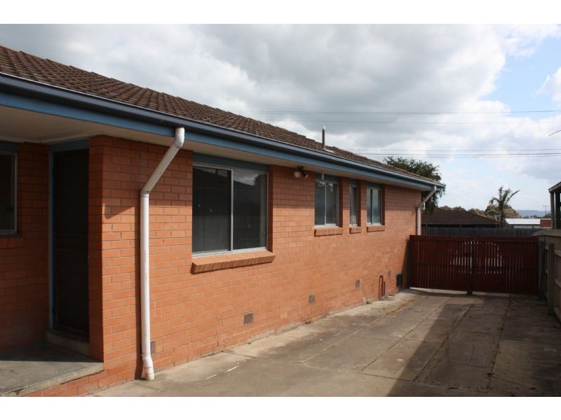 4 Banksia Crescent, Churchill VIC 3842