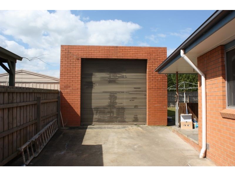 4 Banksia Crescent, Churchill VIC 3842