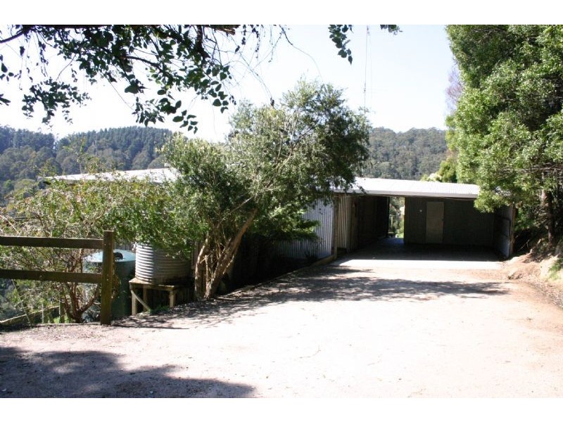 1045 Whitelaws Track, Yinnar South VIC 3869