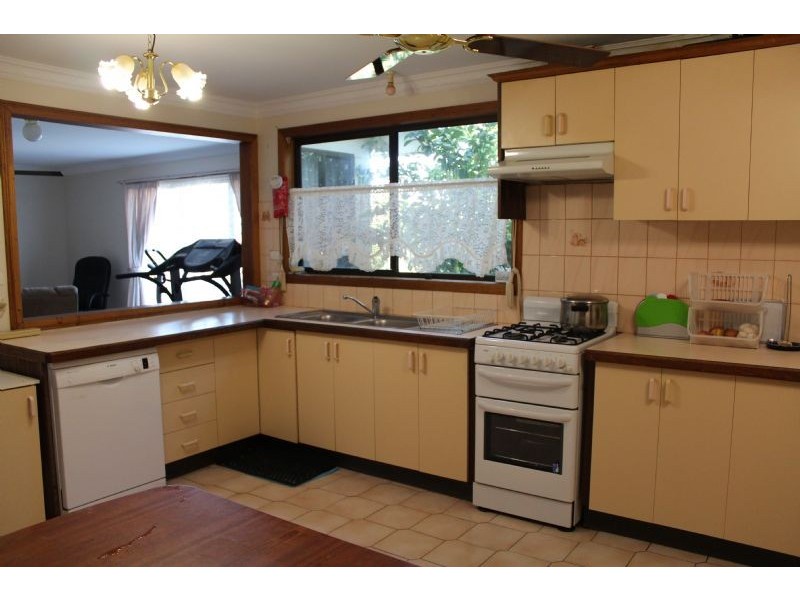 17 Kokoda Street, Morwell VIC 3840