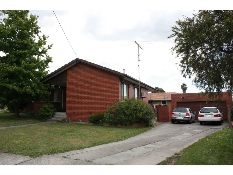 34 Switchback Road, Churchill VIC 3842