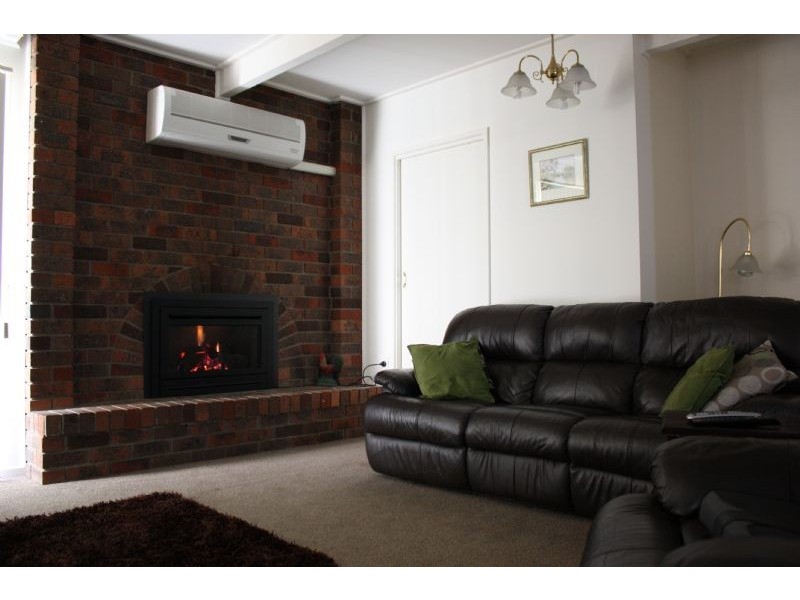 28 McDonald Way, Churchill VIC 3842