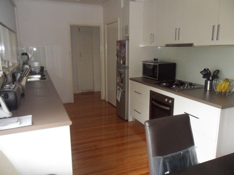 30 Gillies Crescent, Morwell VIC 3840
