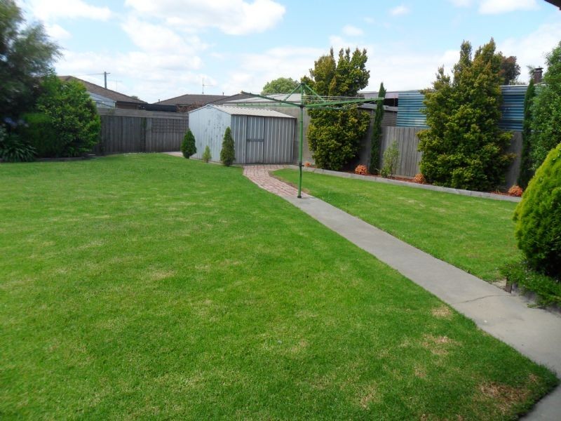 1 Yanakie Court, Morwell VIC 3840
