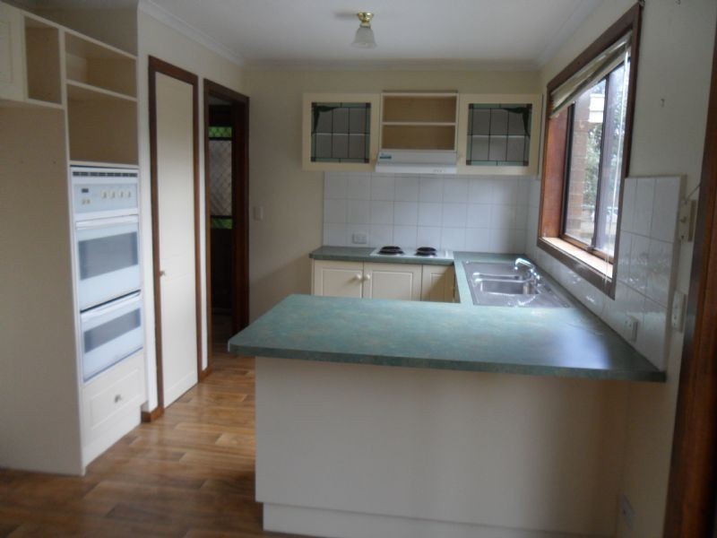 8/1 Hannah Street, Morwell VIC 3840