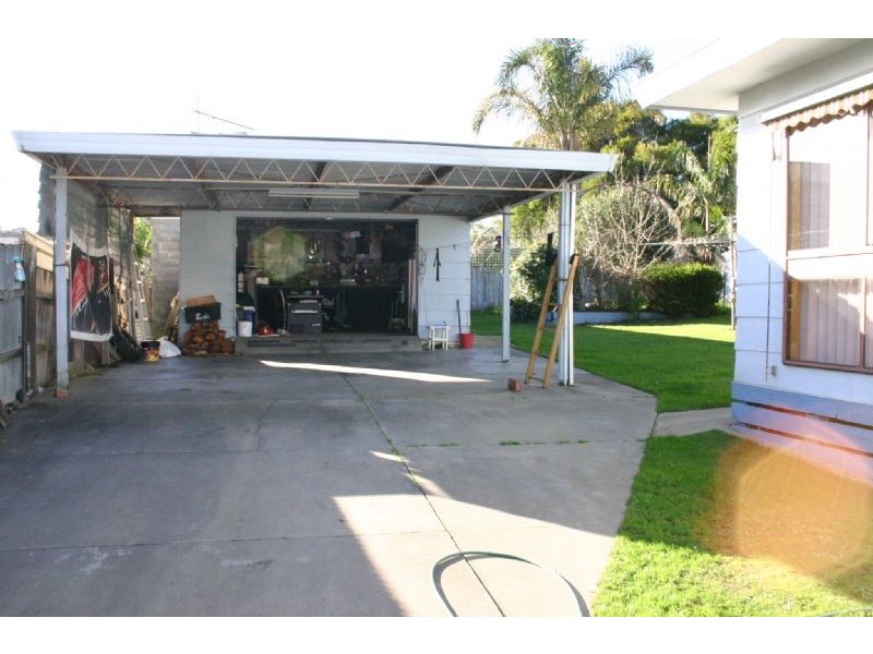 6 Polden Crescent, Morwell VIC 3840