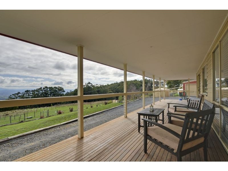 120 (370) Dobbins Road, Jeeralang VIC 3840