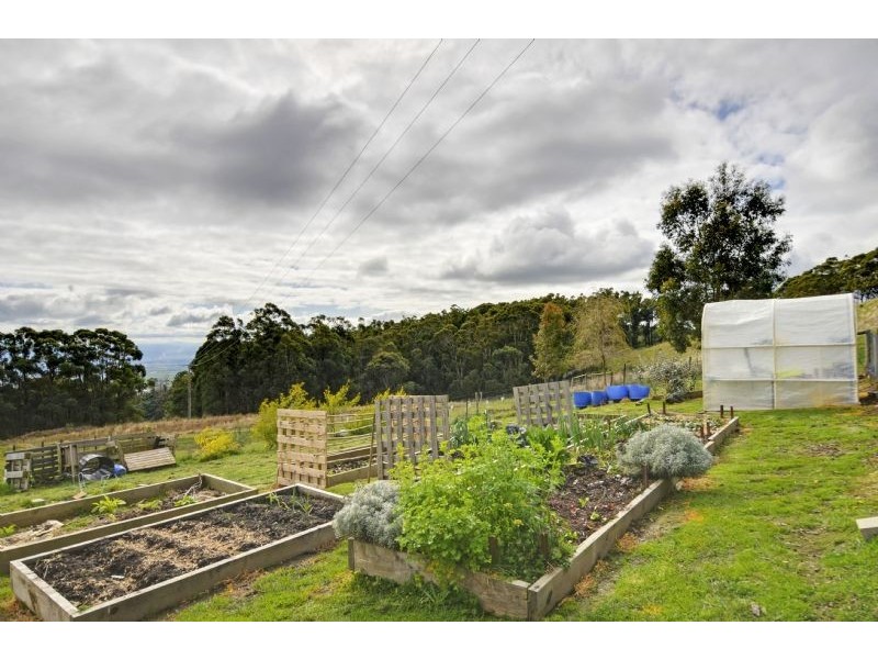120 (370) Dobbins Road, Jeeralang VIC 3840