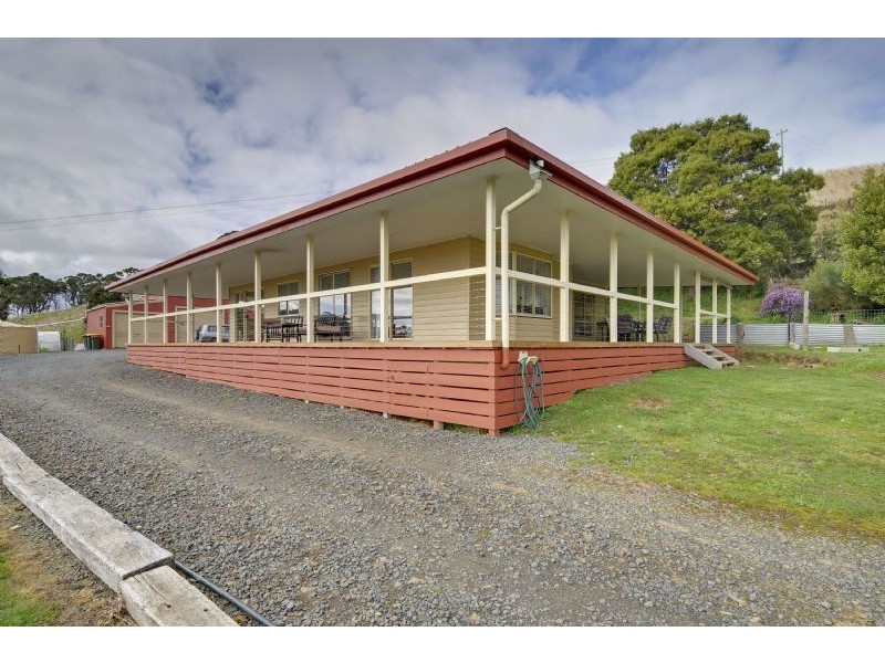 120 (370) Dobbins Road, Jeeralang VIC 3840