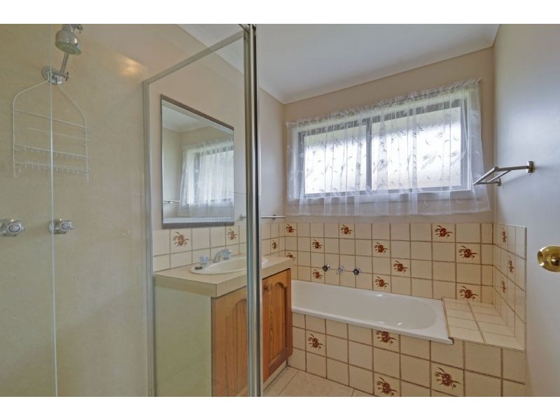 1/16 Spring Court, Morwell VIC 3840