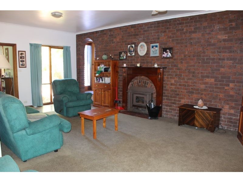 75 Withams Road, Yinnar VIC 3869