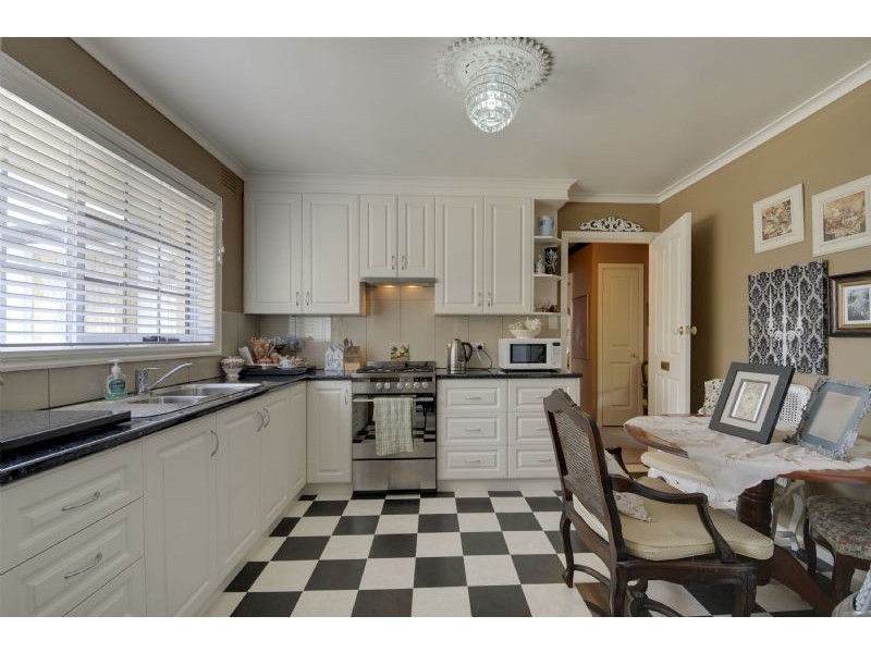 17 Jane Street, Morwell VIC 3840