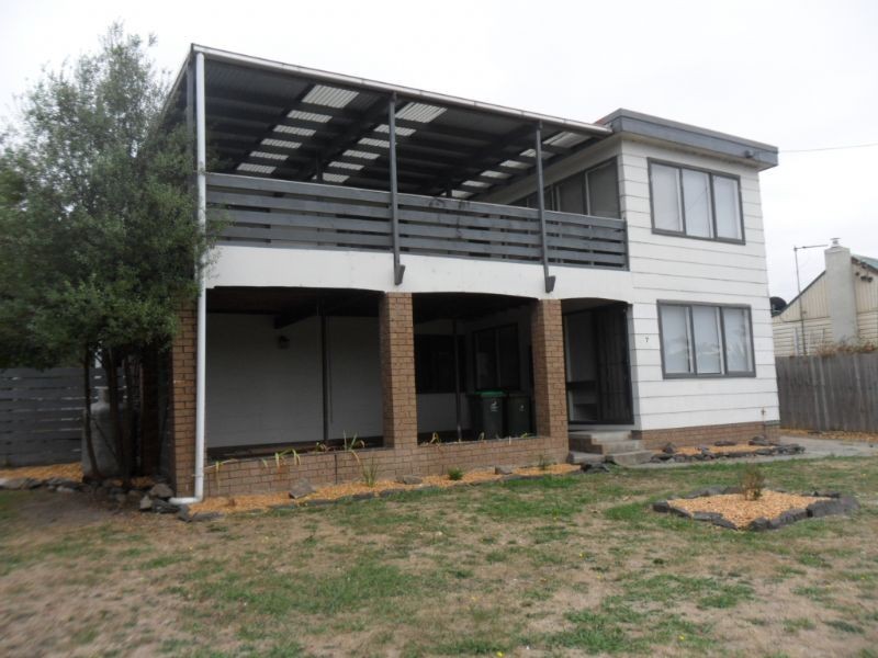 7 Bennett Street, Yinnar VIC 3869