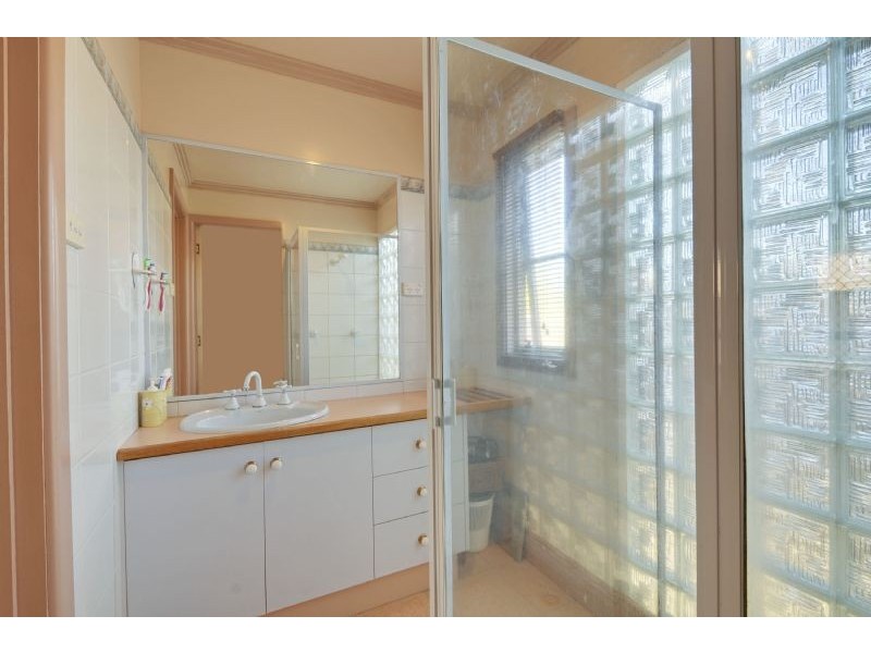 24 Elgin Street, Morwell VIC 3840