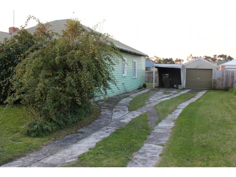 42 Avondale Road, Morwell VIC 3840