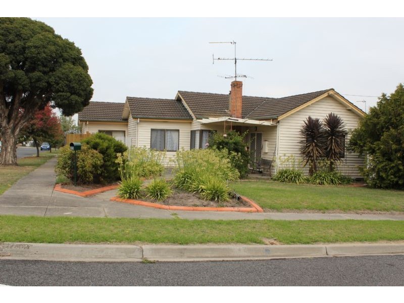 33 Avondale Road, Morwell VIC 3840
