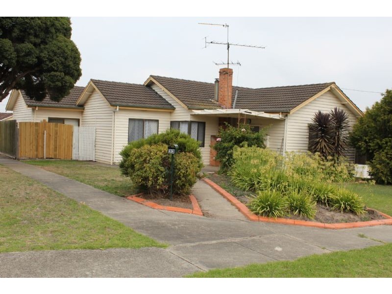 33 Avondale Road, Morwell VIC 3840