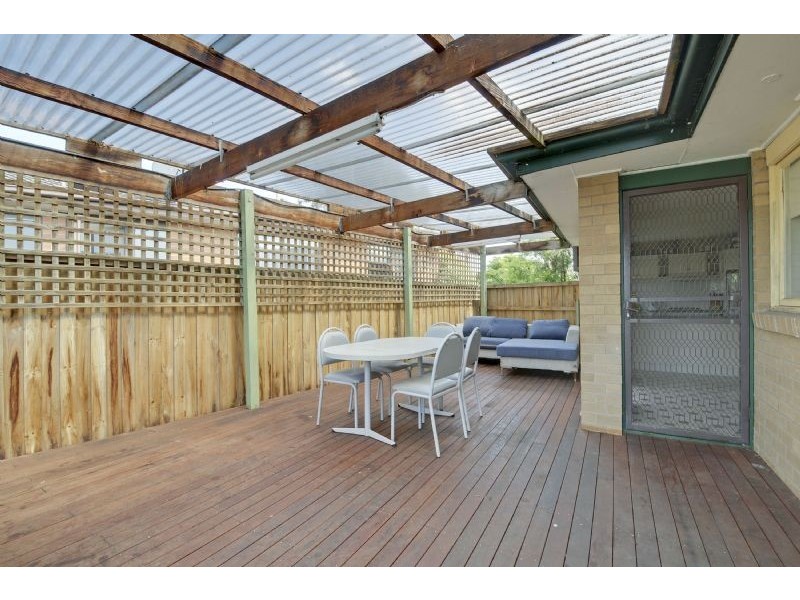 16 Sheoke Grove, Churchill VIC 3842