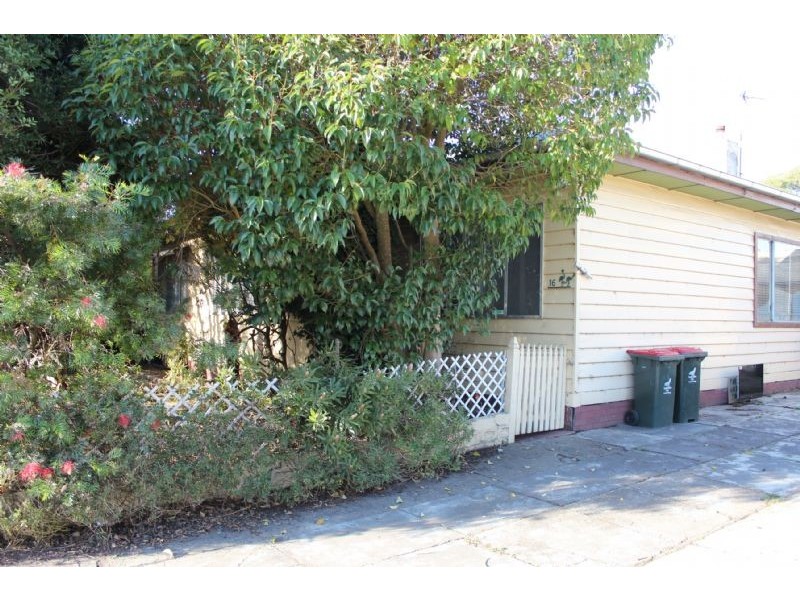 16 Catherine Street, Morwell VIC 3840