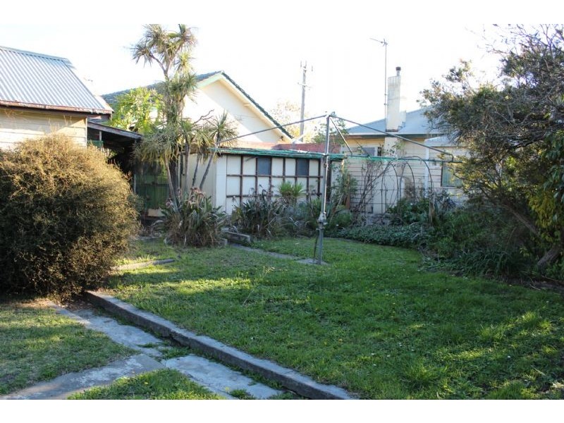 16 Catherine Street, Morwell VIC 3840