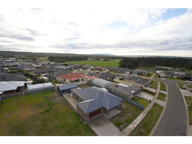 11 Glenrowan Street, Morwell VIC 3840