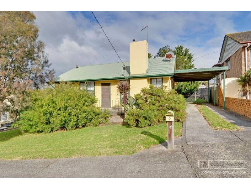 5 Lae Court, Morwell VIC 3840