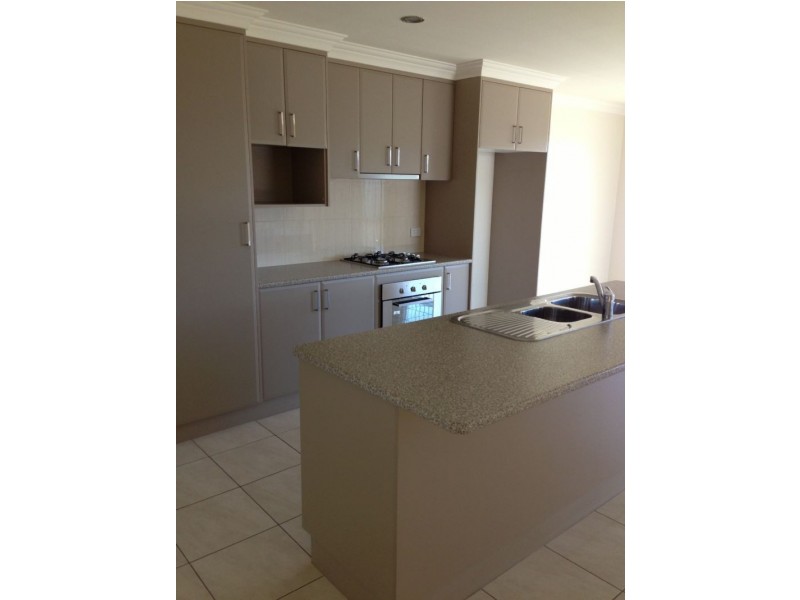 14 Glenrowan Street, Morwell VIC 3840