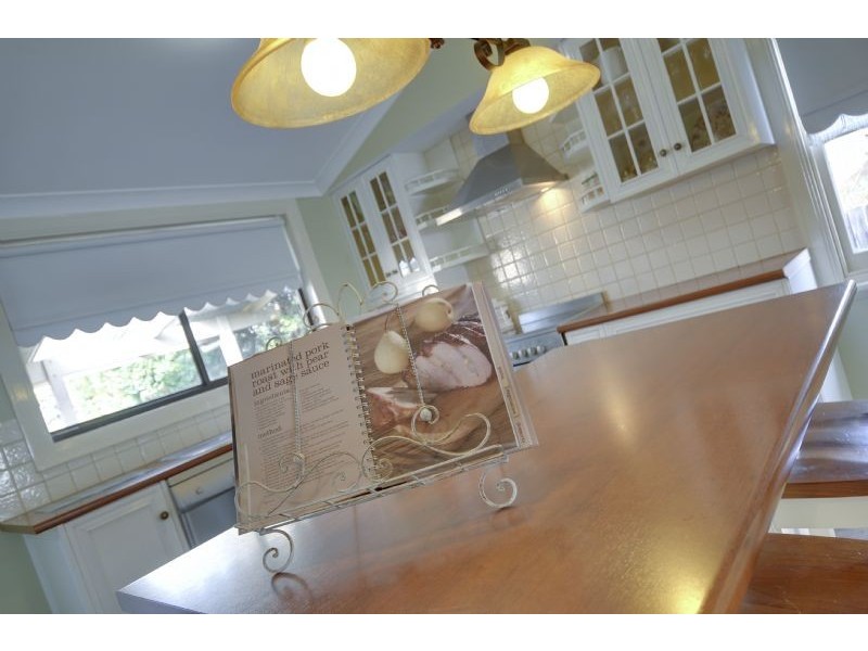 32 ELGIN STREET, Morwell VIC 3840