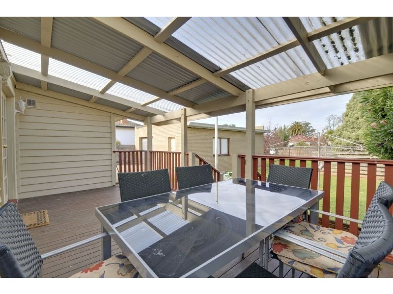 32 ELGIN STREET, Morwell VIC 3840